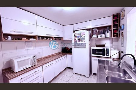 5_photo/94dce54327.42fc04046762a4be-ATLAS-61451695-e417-4e2e-a587-3b749bfada06.jpg de casa à venda com 3 quartos, 81m² em Cajuru, Curitiba