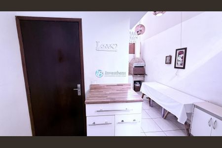 2_photo/94dce54327.42fc04046762a4be-ATLAS-bb728eca-9fc7-4eab-94ea-d4de1d20d880.jpg de casa à venda com 3 quartos, 81m² em Cajuru, Curitiba