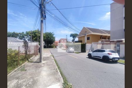 5_photo/94dce544a7.f469cfda097b0aa9-ATLAS-96ad101d-355c-4dcb-97b1-94ccfd0ac70b.jpg de casa à venda com 3 quartos, 130m² em Cajuru, Curitiba