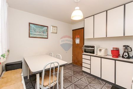 22_photo/94dce544ab.8ae1cb5ed2a1280b-ATLAS-c3e6a0be-29a1-47ac-b7f3-ee0bb8eda04d.jpg de casa à venda com 5 quartos, 276m² em Cajuru, Curitiba