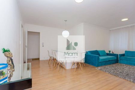 22_photo/94dce54521.1f85094cffd9cdaa-ATLAS-000e0ce8-d4b6-4135-ab10-fe2eca3a2a9f.jpg de casa à venda com 3 quartos, 190m² em Cajuru, Curitiba