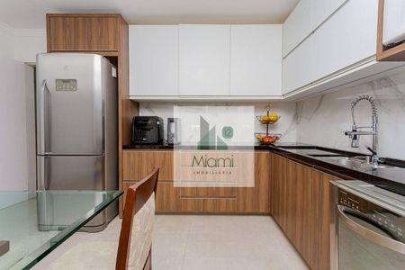 19_photo/94dce54521.1f85094cffd9cdaa-ATLAS-e0b9a2db-7503-4d27-8665-44b08b7a8dcb.jpg de casa à venda com 3 quartos, 190m² em Cajuru, Curitiba