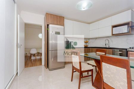 17_photo/94dce54521.1f85094cffd9cdaa-ATLAS-e49a05ec-403a-41bc-914f-2573a0c384b5.jpg de casa à venda com 3 quartos, 190m² em Cajuru, Curitiba