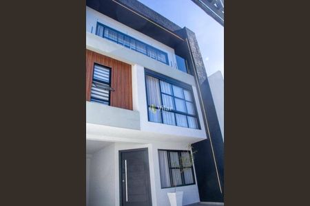 2_photo/94dce5453b.79ad75aadaedb76e-ATLAS-3da0e2b2-abb3-4d51-9f48-61b3fadec6ea.jpg de casa à venda com 3 quartos, 250m² em Cajuru, Curitiba