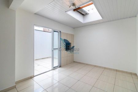 17_photo/94dce54575.f03e11f1006c2575-ATLAS-69712ca0-f30c-48ac-8a25-2d110c62c98e.jpg de casa para alugar com 2 quartos, 53m² em Cajuru, Curitiba