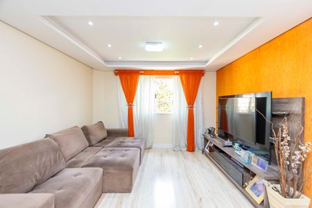 10_photo/94dce545b1.4808eba50f8843ed-ATLAS-ccb1973e-6b3e-41fc-953d-75aac2a651eb.jpg de casa à venda com 3 quartos, 264m² em Cajuru, Curitiba