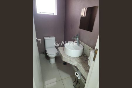 12_photo/94dce545e5.2da9a3977443d341-ATLAS-968c782c-6e90-4d8e-9995-822fd36cbf89.jpg de casa à venda com 3 quartos, 179m² em Cajuru, Curitiba