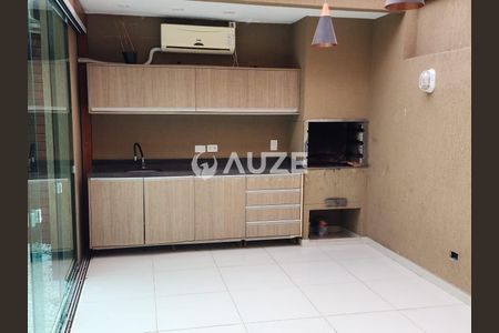 16_photo/94dce545e5.2da9a3977443d341-ATLAS-9e309351-9f14-466c-b1b3-bdcba31aeef1.jpg de casa à venda com 3 quartos, 179m² em Cajuru, Curitiba