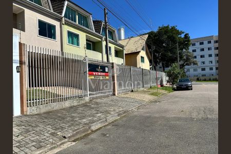 48_photo/94dce545f1.5da1ff5b58188adb-ATLAS-db32fd6b-7b4e-4f15-aaea-6ce6c4a16e97.jpg de casa à venda com 4 quartos, 179m² em Cajuru, Curitiba