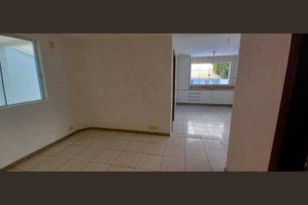 18_photo/94dce5467d.6b2453e70642c87c-ATLAS-2e7a2d4f-3ebe-4b91-ab42-e261bc868ce1.jpg de casa à venda com 5 quartos, 313m² em Cajuru, Curitiba