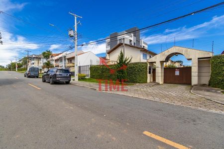 50_photo/94dce546cb.88bcf4b6a2dca9e7-ATLAS-1f7bfadb-d70a-4088-af96-cb8d86130fb5.jpg de casa à venda com 4 quartos, 125m² em Cajuru, Curitiba