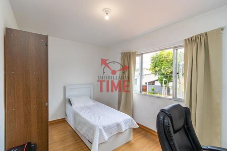 4_photo/94dce546cb.88bcf4b6a2dca9e7-ATLAS-62c475fd-b989-4a35-970a-e1fa304a53e8.jpg de casa à venda com 4 quartos, 125m² em Cajuru, Curitiba