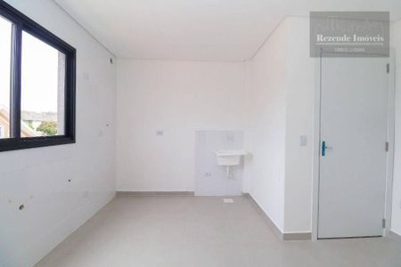 8_photo/94dce546cd.b00d8bef7b78bd19-ATLAS-f0db9f8e-56ff-4969-8c48-03e671f3fda5.jpg de apartamento à venda com 1 quarto, 32m² em Cajuru, Curitiba