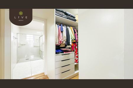 2_photo/94dce5480b.3bbff66cc2ca2df2-ATLAS-1ec828f4-98d7-4105-a03c-e540ddccda3e.jpg de casa à venda com 4 quartos, 245m² em Jardim das Américas, Curitiba