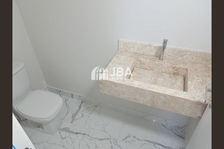 6_photo/94dce548f9.4e8bf0435a0067fb-ATLAS-176b474e-936f-40f6-aa29-bfbde0b8c5fb.jpg de casa à venda com 0 quarto, 160m² em Jardim das Américas, Curitiba