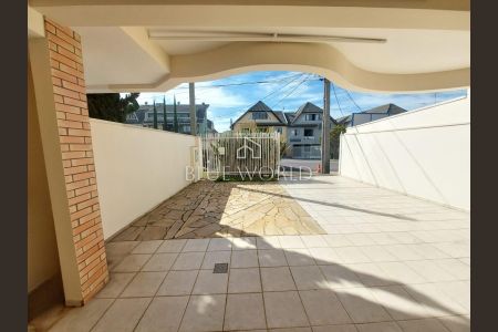 12_photo/94dce54937.967bb43d6f31e30b-ATLAS-7fd6433b-71b7-4f73-889d-ba4e16e48378.jpg de casa à venda com 4 quartos, 200m² em Jardim das Américas, Curitiba