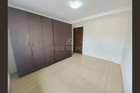 8_photo/94dce54937.967bb43d6f31e30b-ATLAS-910ed730-3e3d-48b7-9276-eabde3f448bc.jpg de casa à venda com 4 quartos, 200m² em Jardim das Américas, Curitiba