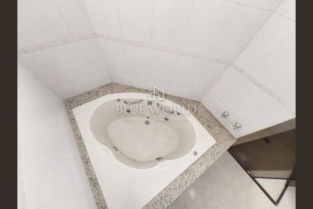 3_photo/94dce54937.967bb43d6f31e30b-ATLAS-bfbc744e-c0e4-4af7-9baf-bb09718f0332.jpg de casa à venda com 4 quartos, 200m² em Jardim das Américas, Curitiba