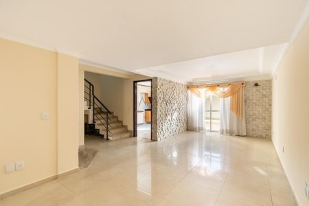 11_photo/94dce54937.e940a732cc128499-ATLAS-600d63d2-10ee-4df0-aa0b-0db408832acd.jpg de casa à venda com 4 quartos, 199m² em Jardim das Américas, Curitiba