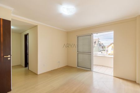 6_photo/94dce54937.e940a732cc128499-ATLAS-e6c01856-c147-48a4-acd1-2c8afe392c9a.jpg de casa à venda com 4 quartos, 199m² em Jardim das Américas, Curitiba