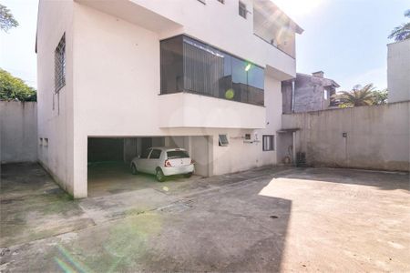 7_photo/94dce54981.81c488c884db3593-ATLAS-e262ed4c-591b-4f7c-ad02-e8938c31b6ee.jpg de casa à venda com 4 quartos, 400m² em Jardim das Américas, Curitiba