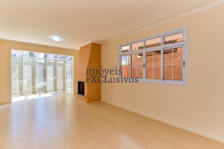 6_photo/94dce54b25.18b8a14695e0a03b-ATLAS-22cb887d-b27e-4a52-92fa-e87ceec829e1.jpg de casa para alugar com 3 quartos, 181m² em Uberaba, Curitiba