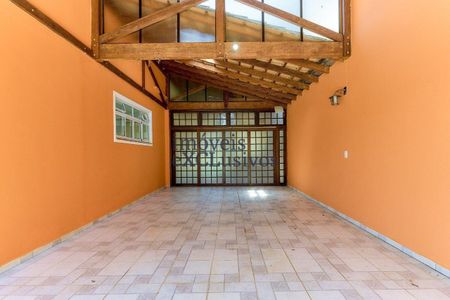 7_photo/94dce54b25.18b8a14695e0a03b-ATLAS-2699a788-2da4-4ff6-89fa-87641229d0a1.jpg de casa para alugar com 3 quartos, 181m² em Uberaba, Curitiba