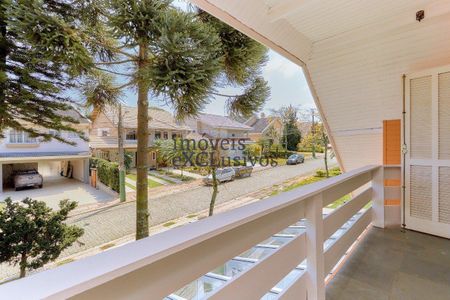 9_photo/94dce54b25.18b8a14695e0a03b-ATLAS-3816e60c-0b45-4d5b-8d44-0c6b5a93b02c.jpg de casa para alugar com 3 quartos, 181m² em Uberaba, Curitiba