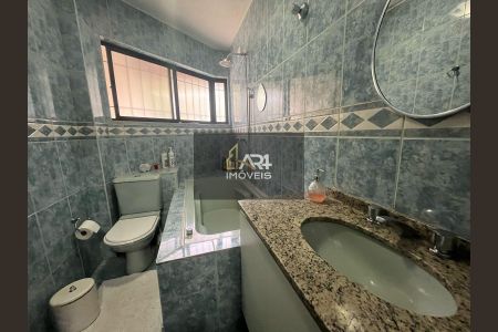 3_photo/94dce54b6d.99861d19f0cf5f32-ATLAS-0ddee862-16b2-4ae9-84b8-16cbb76ab1f2.jpg de casa à venda com 3 quartos, 208m² em Uberaba, Curitiba