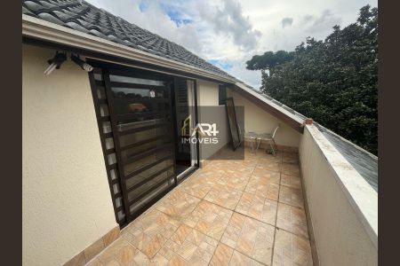 11_photo/94dce54b6d.99861d19f0cf5f32-ATLAS-2e3cd345-c9ed-4f49-9e37-6d65f628370a.jpg de casa à venda com 3 quartos, 208m² em Uberaba, Curitiba