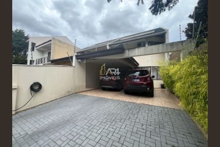6_photo/94dce54b6d.99861d19f0cf5f32-ATLAS-40f621ef-1349-42eb-89ce-05106aec0b9e.jpg de casa à venda com 3 quartos, 208m² em Uberaba, Curitiba