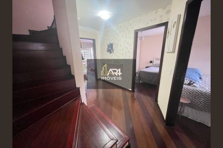 31_photo/94dce54b6d.99861d19f0cf5f32-ATLAS-5149f4ef-45cf-4b03-a942-c4e505017968.jpg de casa à venda com 3 quartos, 208m² em Uberaba, Curitiba