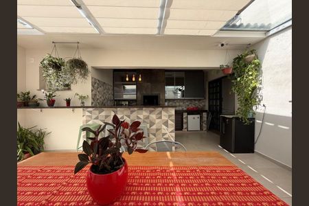 27_photo/94dce54bdb.4452b75165e0a043-ATLAS-2ccbd63c-2e97-451a-acf2-85a7a6c9a637.jpg de casa à venda com 3 quartos, 186m² em Jardim das Américas, Curitiba