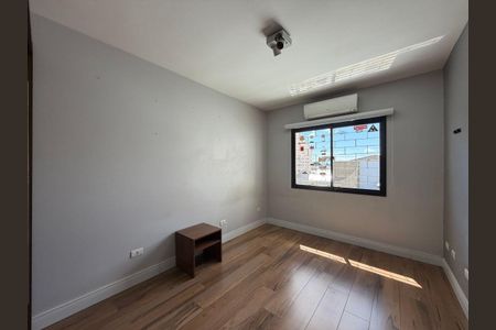 39_photo/94dce54bdb.4452b75165e0a043-ATLAS-71d68111-e849-4890-875d-77b12cfd9a9f.jpg de casa à venda com 3 quartos, 186m² em Jardim das Américas, Curitiba