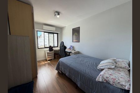 42_photo/94dce54bdb.4452b75165e0a043-ATLAS-93c8c469-e5e7-4015-82e0-48d3e9ba83c3.jpg de casa à venda com 3 quartos, 186m² em Jardim das Américas, Curitiba