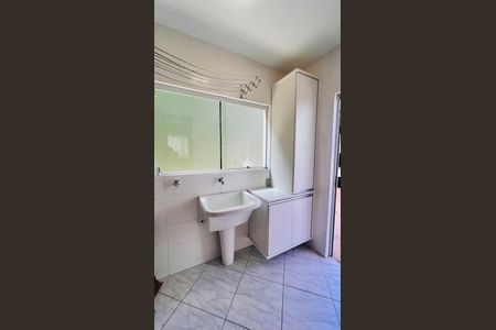 11_photo/94dce54c19.f30f8e5897ae2496-ATLAS-76c53be6-e4e1-484e-a8b5-718d7899464d.jpg de casa para alugar com 3 quartos, 150m² em Jardim das Américas, Curitiba