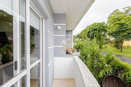 1_photo/94dce54c37.1aa5b8f538f3adaf-ATLAS-05b006f6-0dc4-4037-8c1f-9aa8dc3e5c1a.jpg de casa à venda com 4 quartos, 220m² em Jardim das Américas, Curitiba