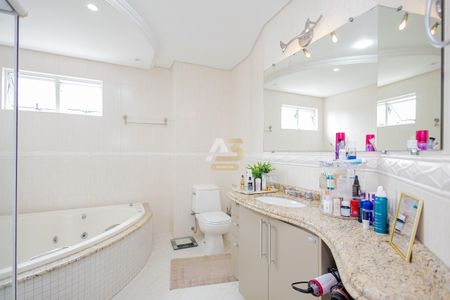 28_photo/94dce54c37.1aa5b8f538f3adaf-ATLAS-77cd71ce-a0b8-4a03-ab78-53bc4d3c1b47.jpg de casa à venda com 4 quartos, 220m² em Jardim das Américas, Curitiba