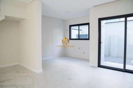 2_photo/94dce54c51.1061d8d006d8df0d-ATLAS-11dd4a9c-6c0b-45ac-8d86-85e739180801.jpg de casa à venda com 3 quartos, 140m² em Jardim das Américas, Curitiba