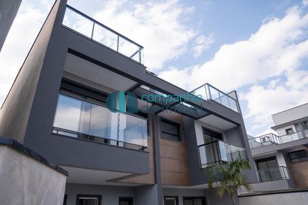 7_photo/94dce54c51.1061d8d006d8df0d-ATLAS-1e7dc089-4df4-4605-a5e2-afd86652ad73.jpg de casa à venda com 0 quarto, 141m² em Jardim das Américas, Curitiba