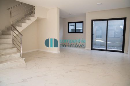 2_photo/94dce54c51.1061d8d006d8df0d-ATLAS-5e3f8505-3ee0-40c0-9a7d-a8bb0ec132e6.jpg de casa à venda com 0 quarto, 141m² em Jardim das Américas, Curitiba