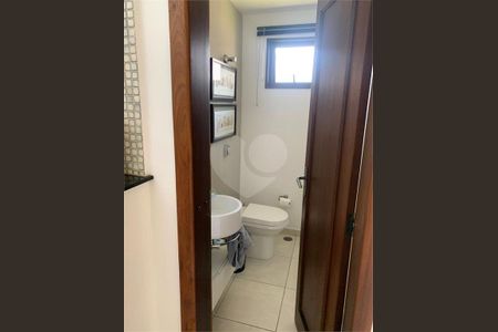 5_photo/94dce54c7b.b2517d34c228f0d2-ATLAS-2e5e54ca-4254-4b8a-91ec-a8d58826ea7b.jpg de casa à venda com 5 quartos, 420m² em Jardim das Américas, Curitiba