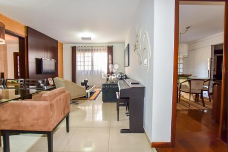 33_photo/94dce54c7b.b2517d34c228f0d2-ATLAS-a4fe01a4-6f7c-499d-be68-31d3ec14d1b7.jpg de casa à venda com 5 quartos, 420m² em Jardim das Américas, Curitiba