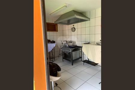 27_photo/94dce54c7b.b2517d34c228f0d2-ATLAS-d06ac270-e140-459b-aad8-a4148c98c008.jpg de casa à venda com 5 quartos, 420m² em Jardim das Américas, Curitiba
