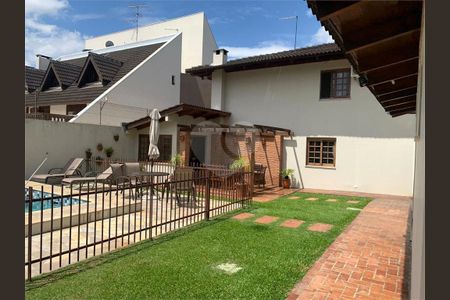 29_photo/94dce54c7b.b2517d34c228f0d2-ATLAS-d979f492-4dda-49bc-8551-8cb1cabd1a2d.jpg de casa à venda com 5 quartos, 420m² em Jardim das Américas, Curitiba