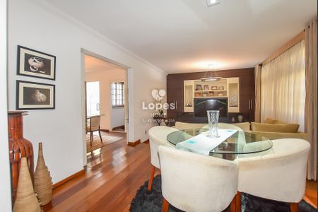 6_photo/94dce54c7b.b2517d34c228f0d2-ATLAS-fa21c3b5-8659-4f19-b105-4d2b7e14e1f7.jpg de casa à venda com 5 quartos, 420m² em Jardim das Américas, Curitiba