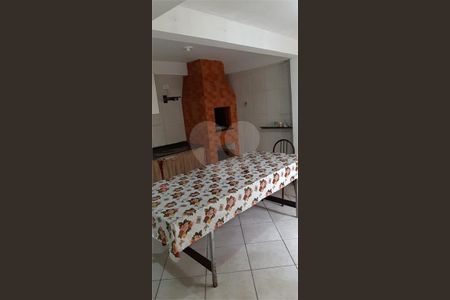 11_photo/94dce54e89.ceff8192393c33de-ATLAS-b1edbb01-94c3-4e58-aa23-e63f2b12b9d0.jpg de casa à venda com 3 quartos, 72m² em Cajuru, Curitiba