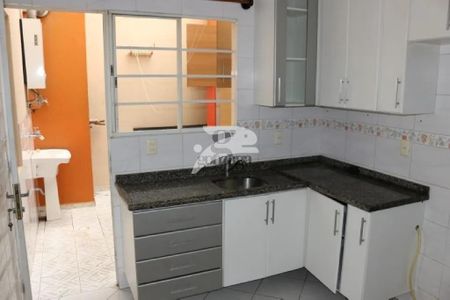 3_photo/94dce54ecf.f161309d36df4360-ATLAS-2445092a-7a9c-4d98-a41d-5fa46e2cd26b.jpg de casa à venda com 3 quartos, 127m² em Jardim das Américas, Curitiba