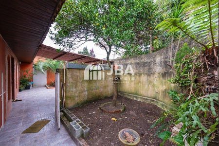 5_photo/94dce54ed1.80a7f3f1b00bd23a-ATLAS-7608565c-0e03-4e3d-bcbb-8a4da2ed8a94.jpg de casa à venda com 4 quartos, 100m² em Jardim das Américas, Curitiba