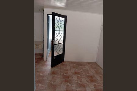 4_photo/94dce54edb.60d24a8a795cc83f-ATLAS-651b8e1f-caa1-4031-857c-2be3b99cb8a2.jpg de casa à venda com 3 quartos, 80m² em Jardim das Américas, Curitiba